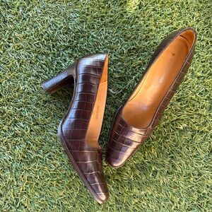 Vintage 90’s Ralph Lauren Women's Brown Croc-Embossed Leather Pumps size 8